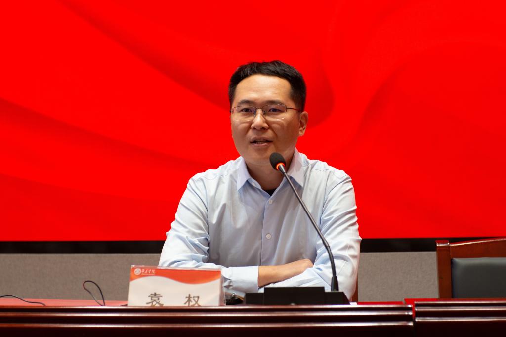 日本AV首期“班墨大讲堂”开班暨“劳模工匠进校园”专题报告会06.jpg