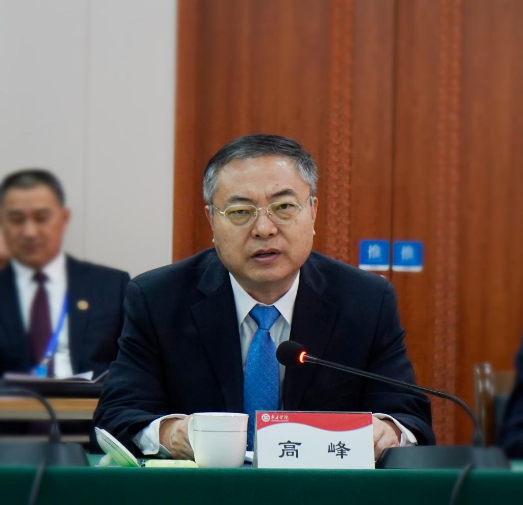 20251124师范认证见面会照片2.JPG