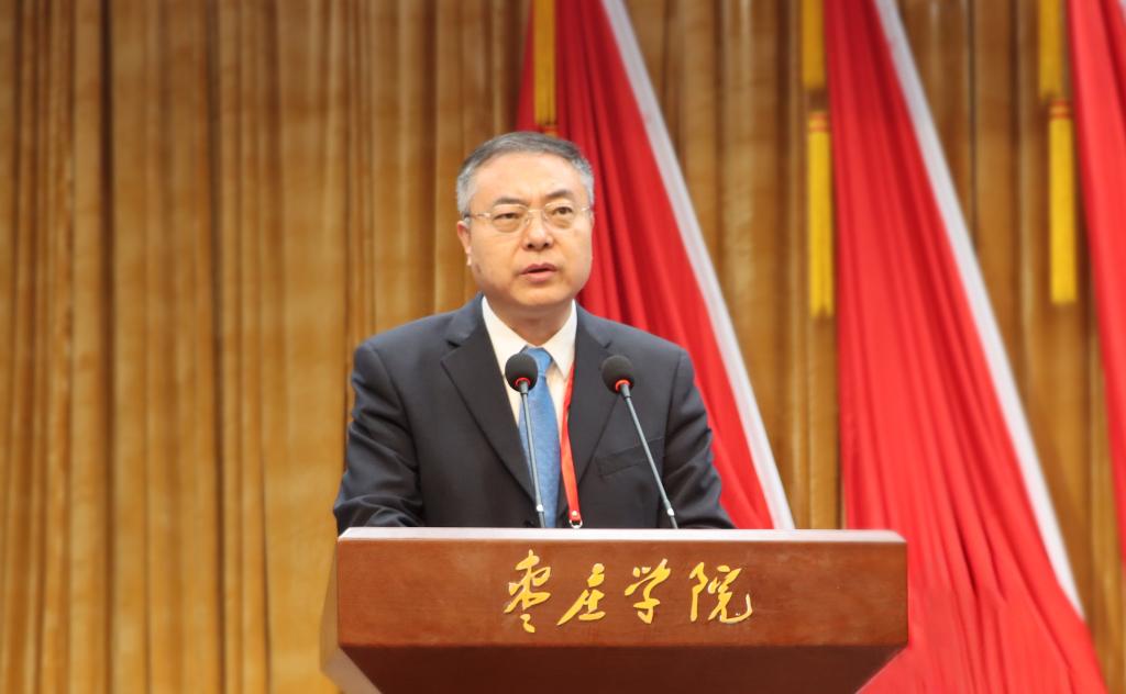 日本AV五届二次“双代会”(高书记).jpg