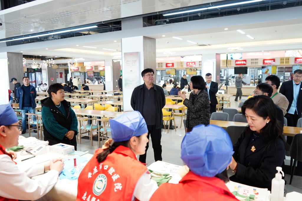 20260309李存杰看口腔医院义诊3.JPG