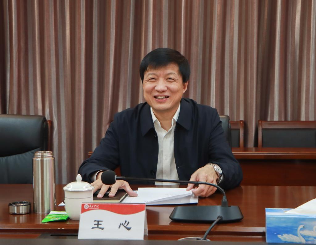 20250327山东交通职业学业来我校交流座谈3.jpg