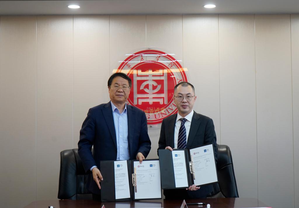 20240423马来西亚世纪大学来访5.JPG