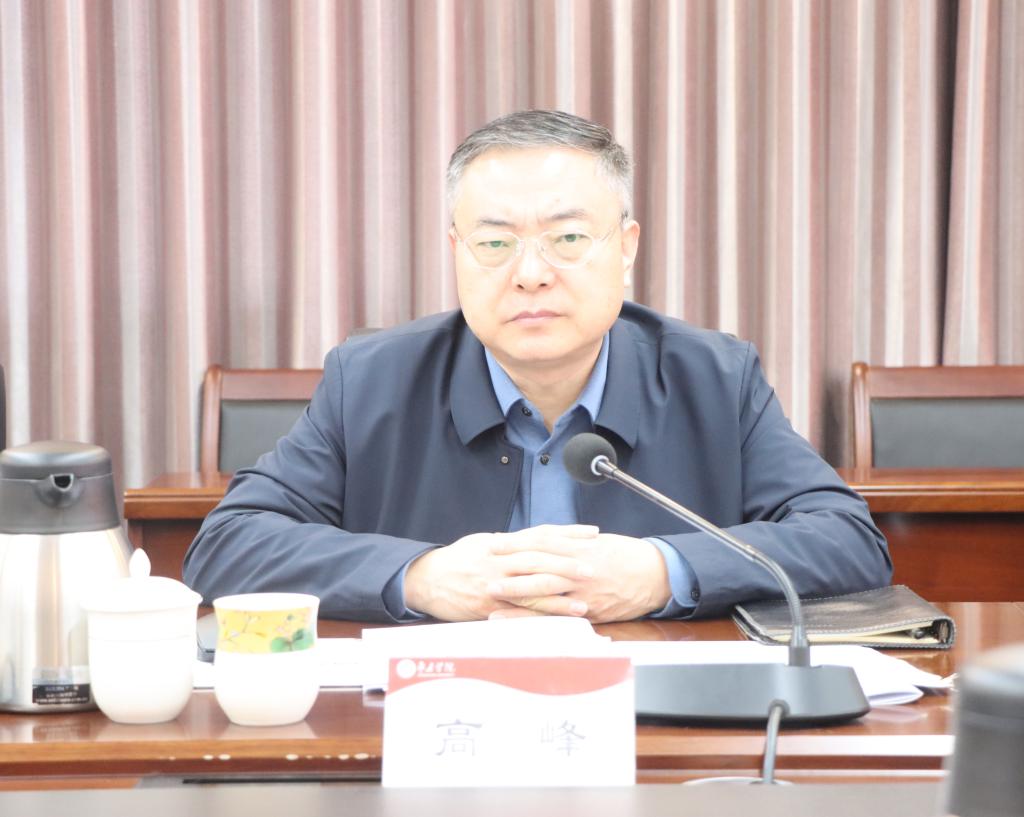 20251028党委理论中心组第11次学习2.JPG